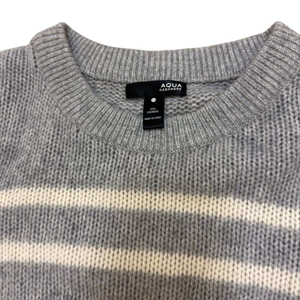 AQUA 100% Cashmere Gray/White Striped Crewneck Women Classic Sweater Top XS - Picture 4 of 6